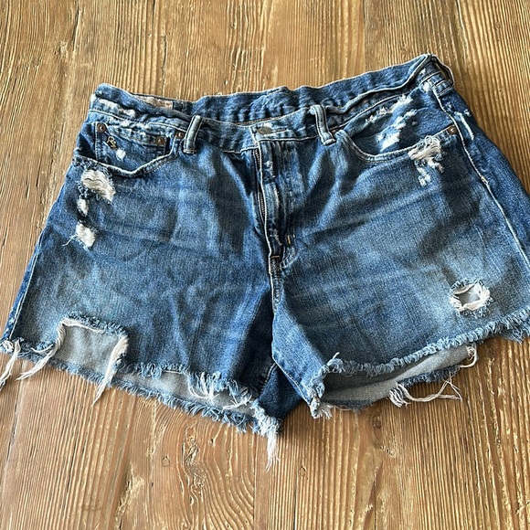 Polo Ralph Lauren Pants - POLO Ralph Lauren denim Crosby short Shorts 31